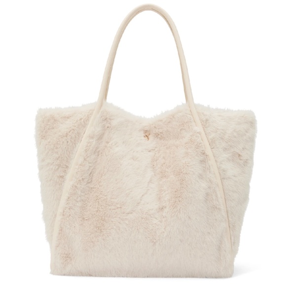 NWT Victoria's Secret Ivory Cream Luxe Fuzzy Soft Faux Fur Tote Travel Bag 2025 - Picture 2 of 14